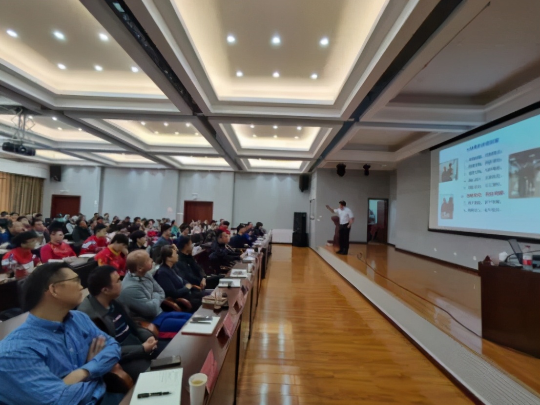 高级体育教练员岗位培训,体育教练员培训