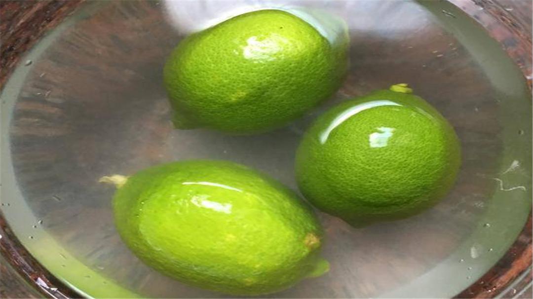 小苏打最常见的4种妙用，不仅祛斑还可以去苦味，简单又很实用