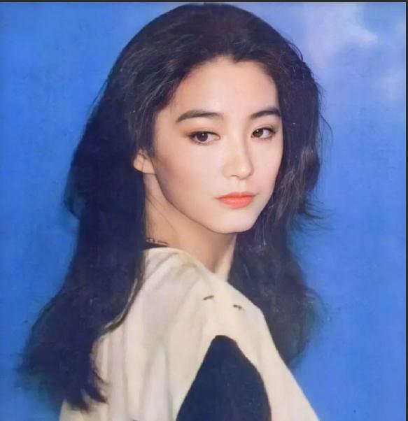 6位被绑匪胁迫的明星，刘嘉玲被绑拍照，刘德华被枪顶头拍电影