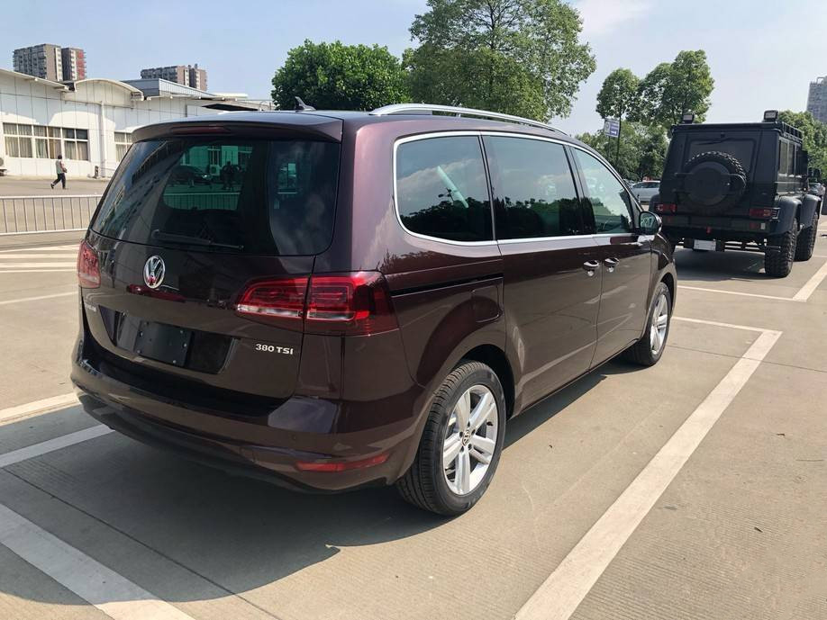 大众进口mpv夏朗1.4t油耗,大众mpv夏朗2.0t16款多少钱