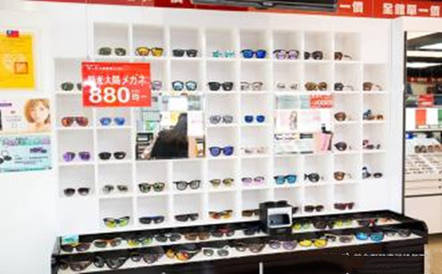 眼镜店生意不好怎么引流,眼镜店开店经营技巧