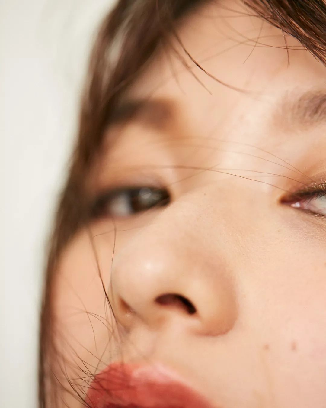 哇哦！这位“日杂美妆一姐”原来已经是当妈的人了？