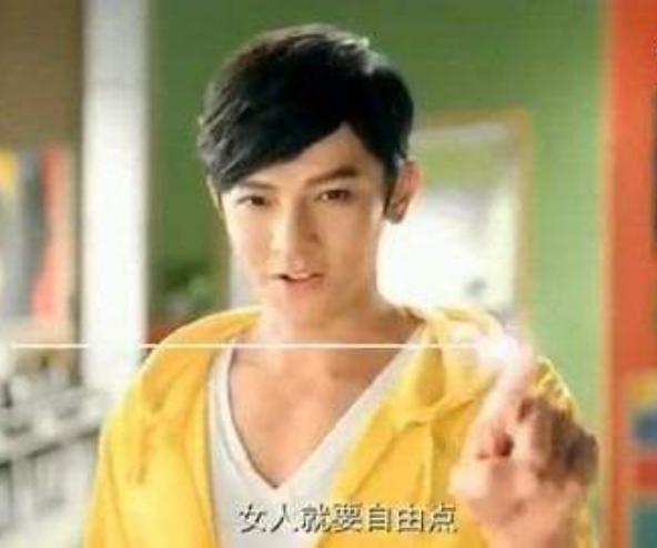 杨幂代言的可乐,杨幂代言可乐