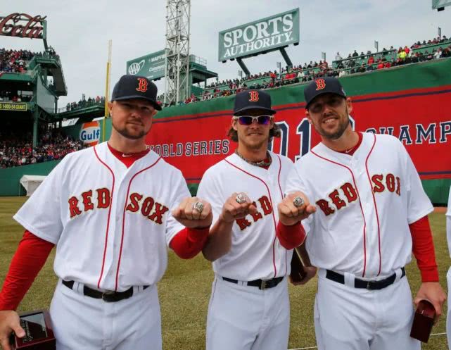 你的朋友会打棒球吗,朋友打棒球