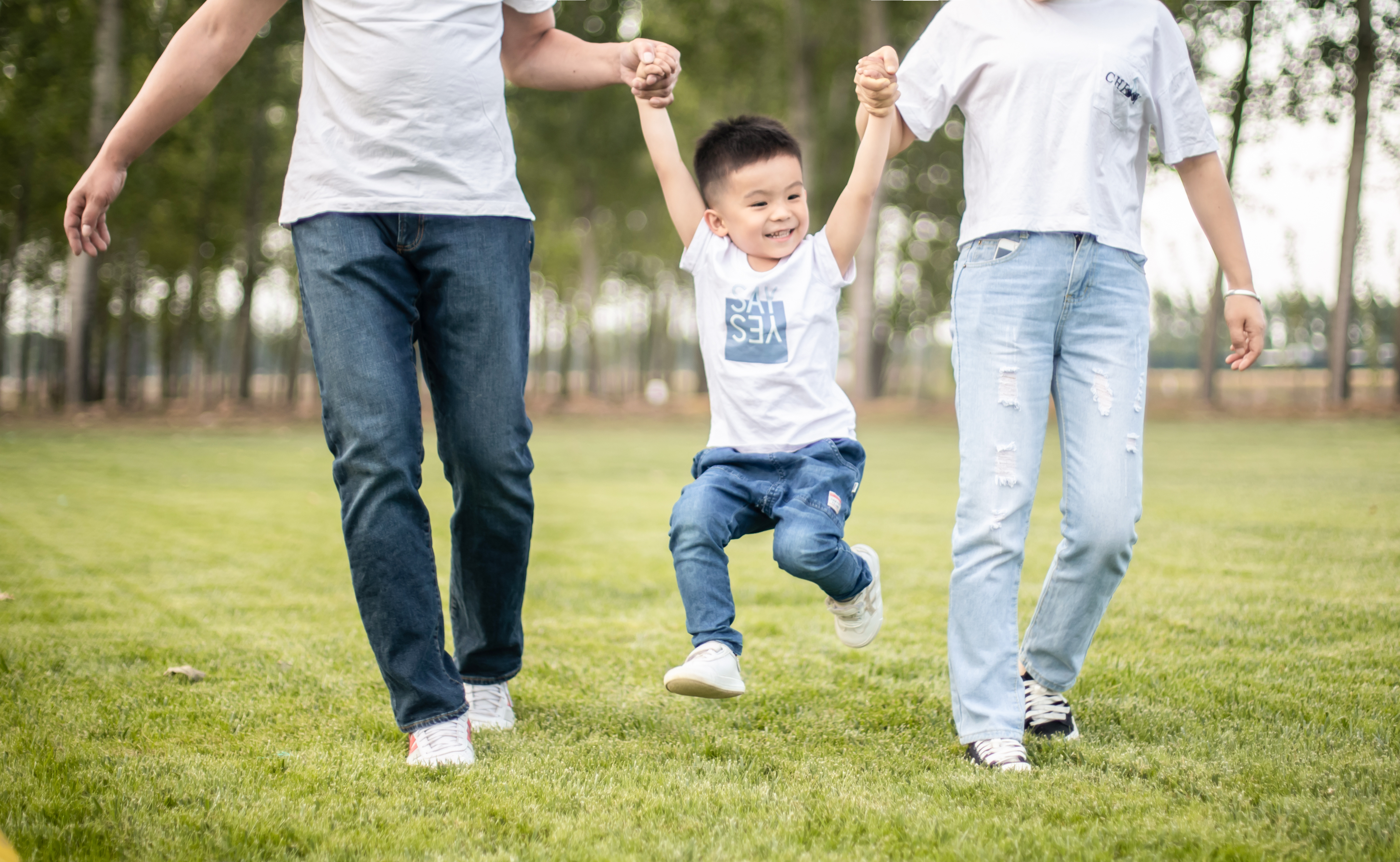 孩子攀比教学视频,如何教育孩子不攀比
