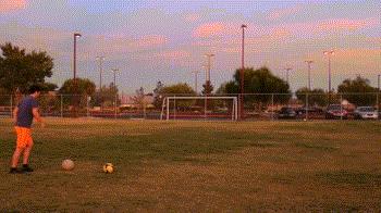 凌空抽射怎么练,弧线射门训练方法和技巧