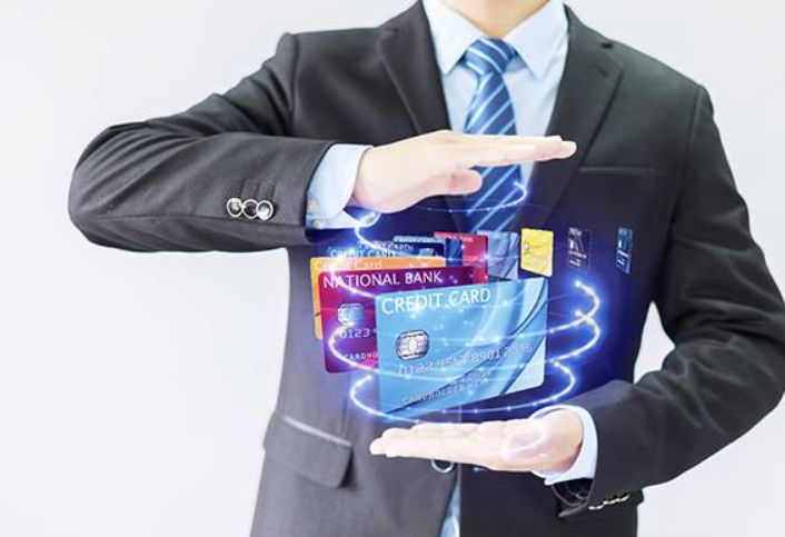 信用卡透支5000一年的利息是多少,信用卡没有透支怎么会有透支利息