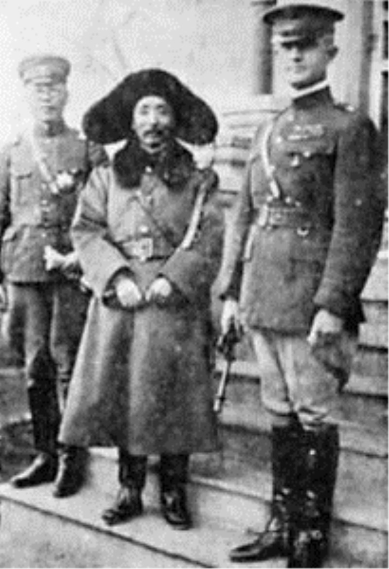 南北和谈达成共识，袁世凯就任大总统后，为何把许诺张作霖的职位给了别人?