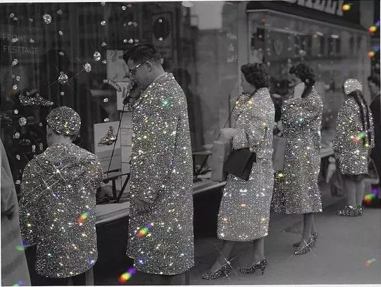 镶满钻石的飞机多少元,钻石补钻需要多少钱