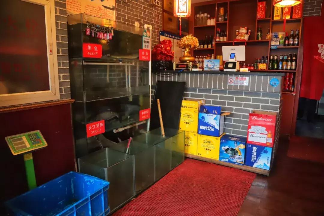 云南特色蒸汽石锅鱼什么鱼最好,特色美味云南蒸汽石锅鱼