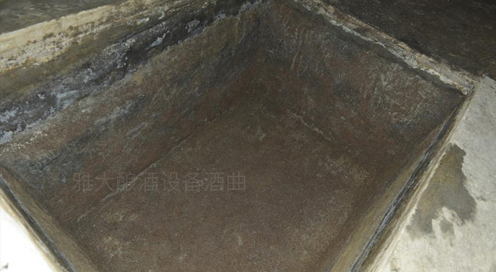 窖藏白酒的技术配方,蒸馏酒设备做固态酒