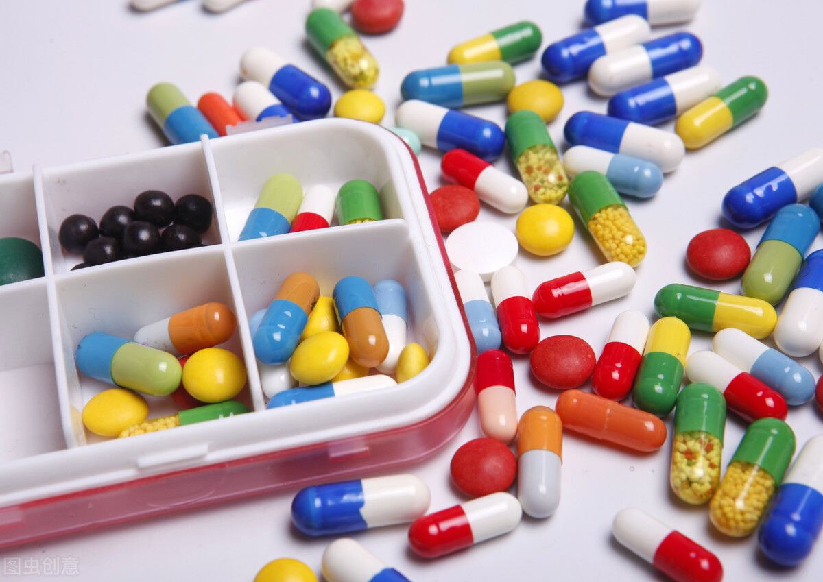 年轻女子突发抽搐，医生起初以为是“脑炎”，诊断后却发现不简单