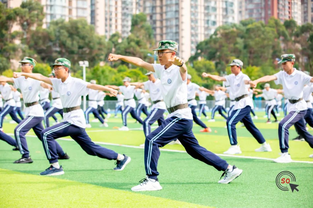 闈掓槬椋炴壃鍐涜,闈掓槬鏃犵晱鎵竼璧疯埅鍐涜鍦嗘弧钀藉箷