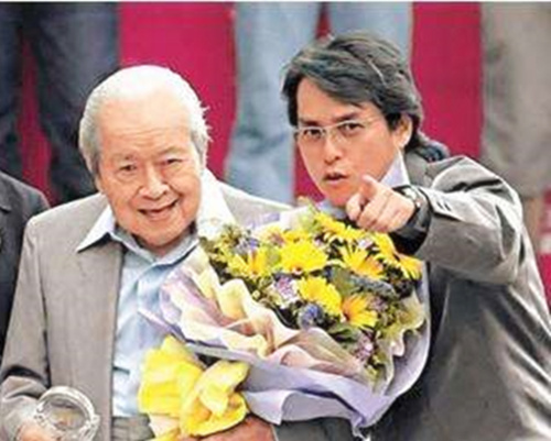 谭咏麟和他妻子的现状,谭咏麟妻子怎样了