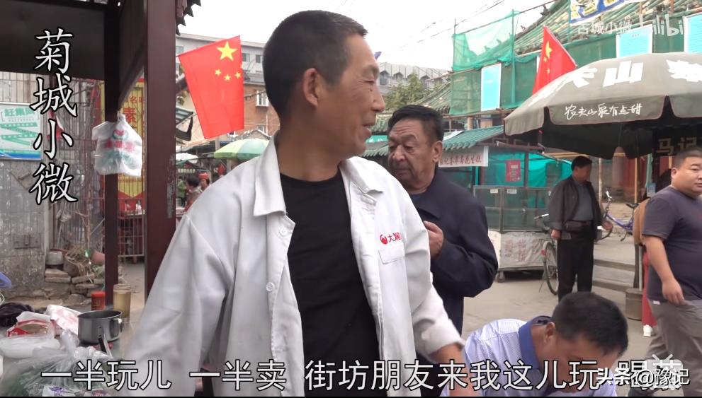 有钱没钱过得舒心就好,有钱没钱吃好穿好都不重要