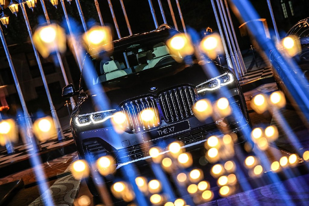 创新bmwx7专属交车仪式,创新bmwx7
