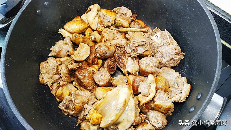 如何炖出好喝的老鸭汤,怎么炖出好喝的老鸭汤