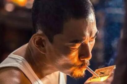 湖北第一悍匪组合，狠过白宝山，动用1500名*警武**，用火攻才解决