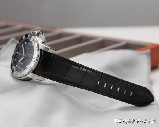 冬季适合钢表带还是皮表带,钢表带都可以换成皮表带吗