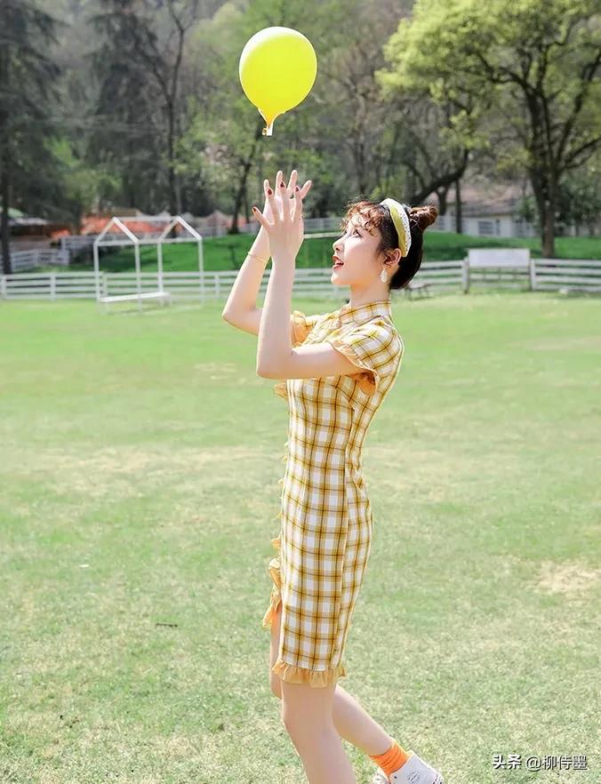 穿旗袍美拍,穿旗袍全身照摆什么造型