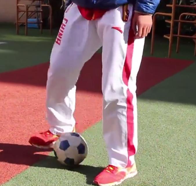 瑙︽懜鍏夋槑,鏈辩憺閾洸浜鸿冻鐞冮槦