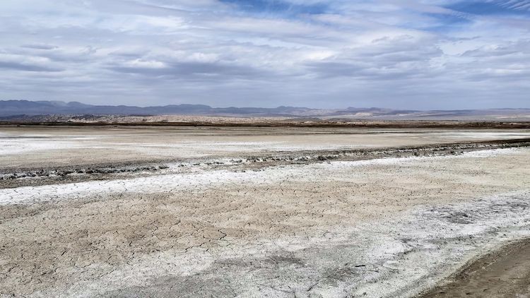 龙眼凤羽的艾肯泉，该称恶魔之眼，还是天使之眼，你来决定吧