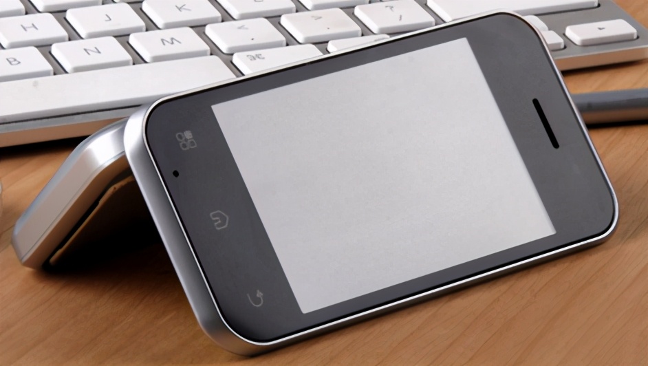 最经典的全键盘手机,盘点那些不务正业的文具