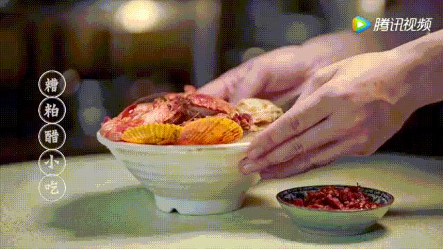 明星投毒吓人事件,深夜放毒招人恨的视频