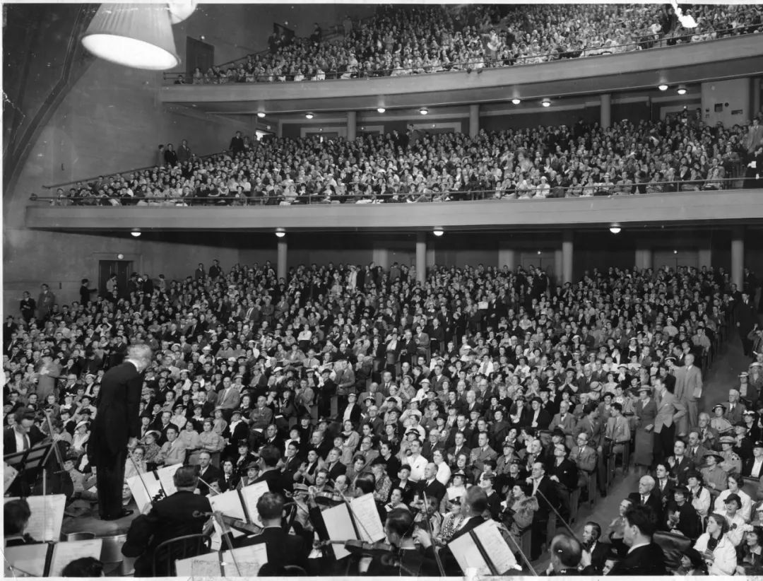 指挥奇才利奥波德·托科夫斯基