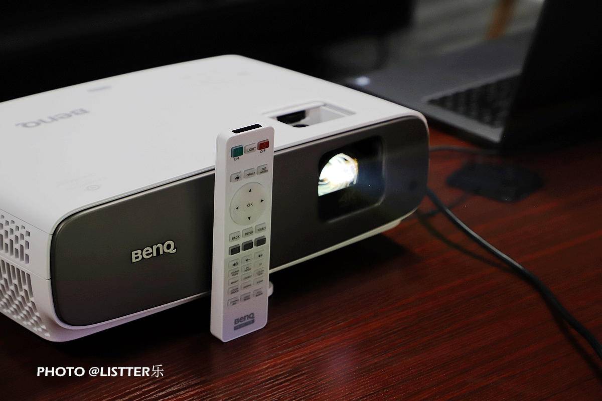 明基w2700投影效果怎么样,明基w6700投影评测