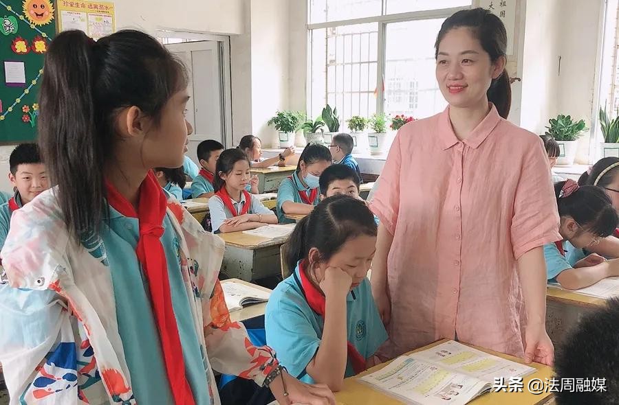 暖哭了！好老师可以有多好？看看武陵小学的他们就知道答案了……
