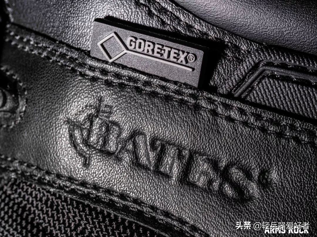 军靴防水测试,军靴透气性