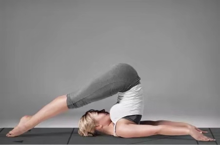 常练这些瑜伽体式,打开胸腔,舒展肺部,增强呼吸系统的免疫力