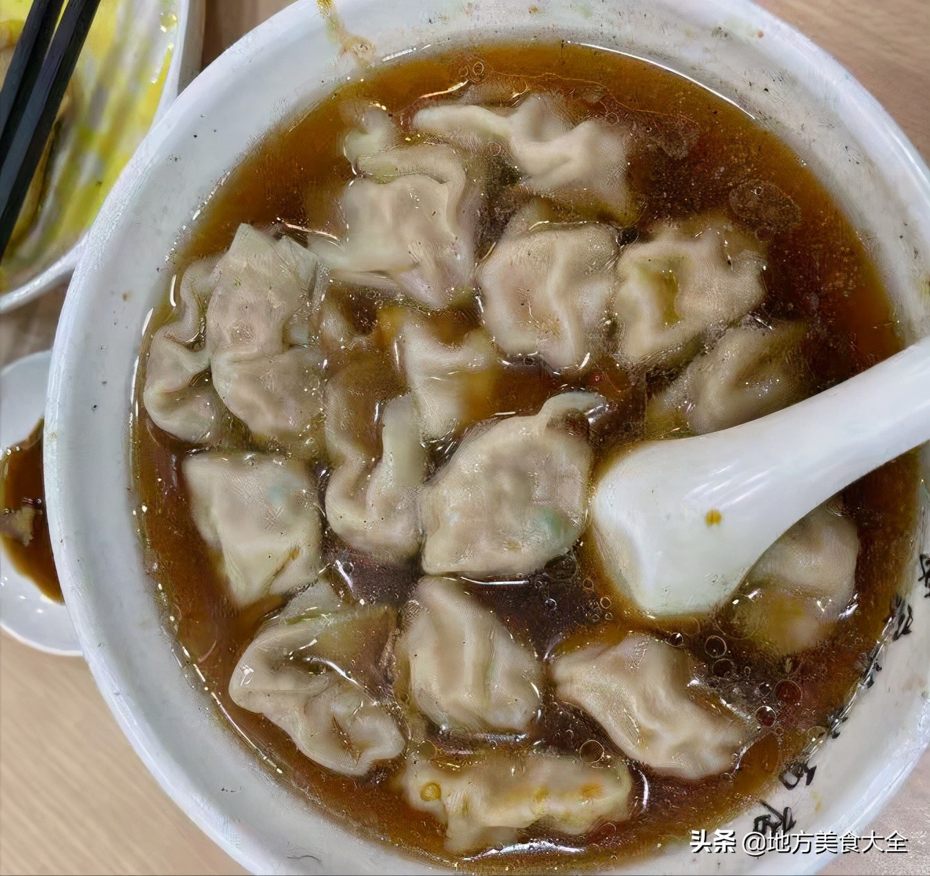扬州这家老牌早茶店,扬州早餐特色饺面