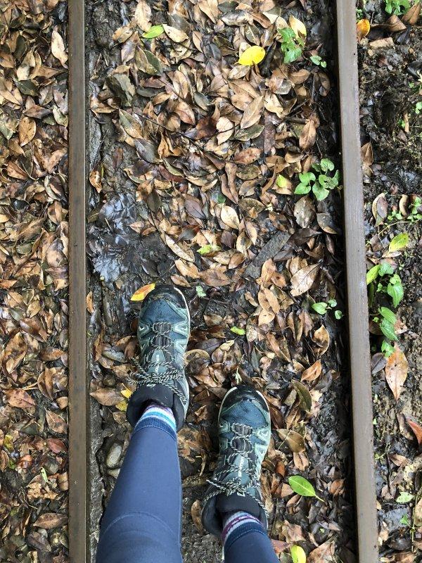 户外徒步必备的装备有哪些,户外徒步需要准备什么装备