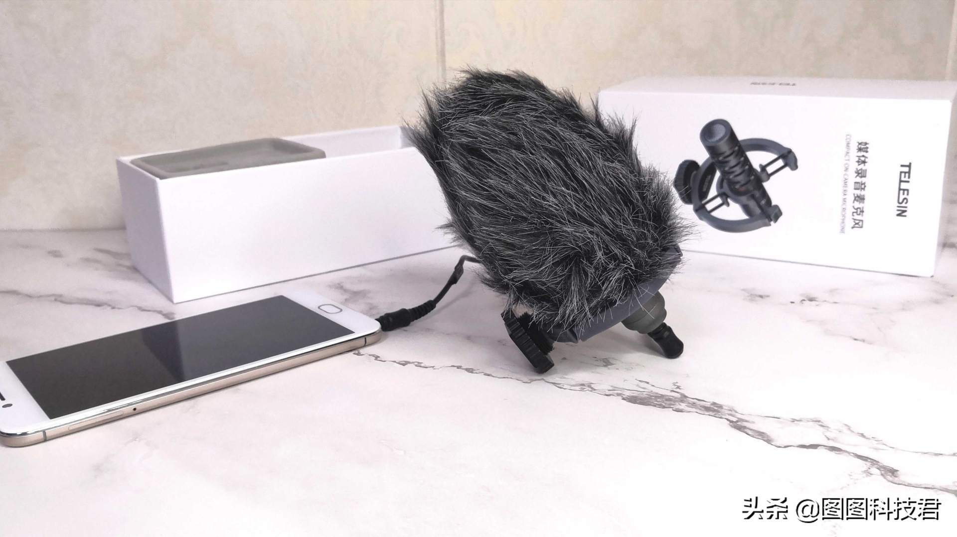 初入摄影器材,初入摄像用啥摄像机