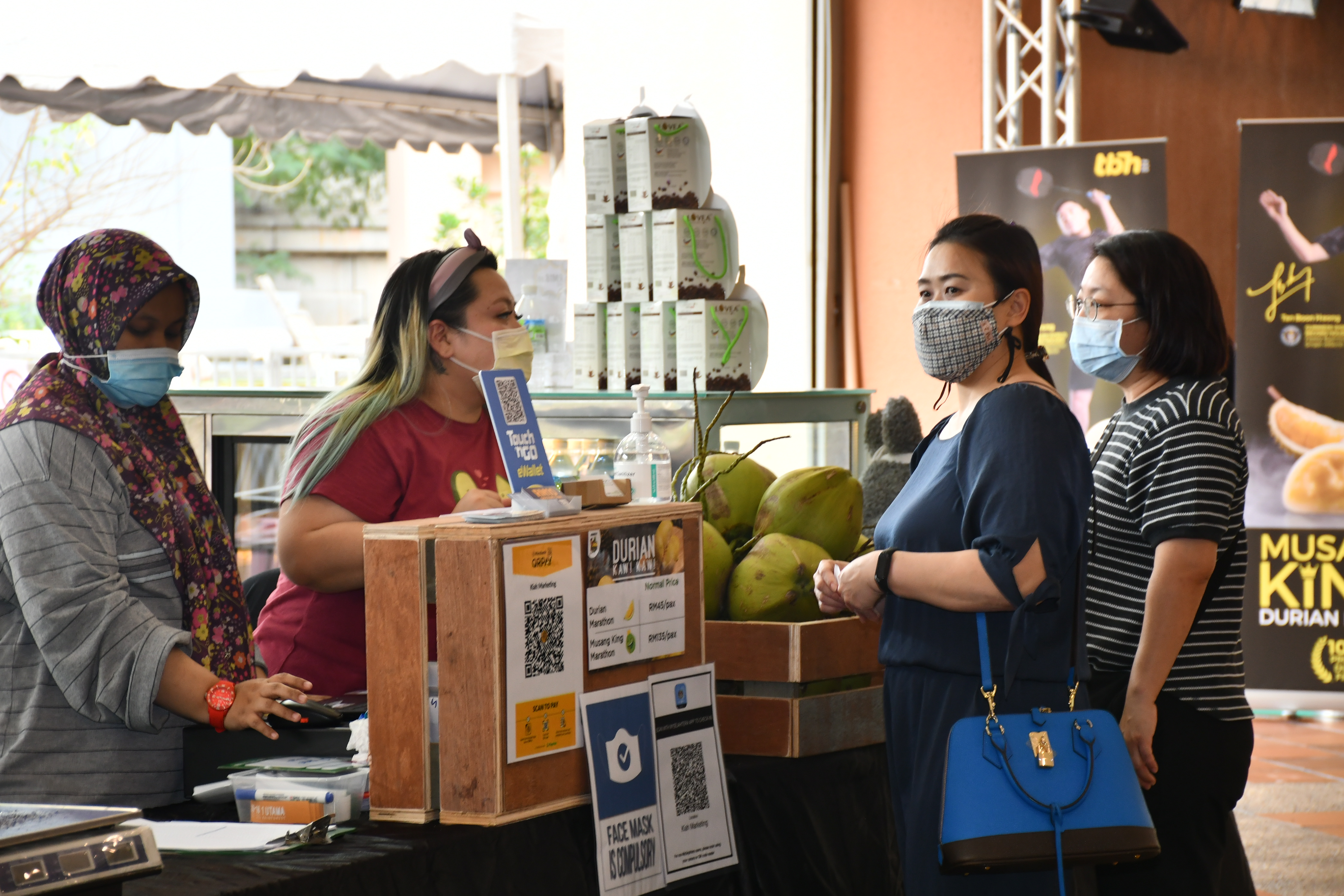 八月榴莲正当时，1Utama商场邀你参加DurianKawKaw榴莲美食派对