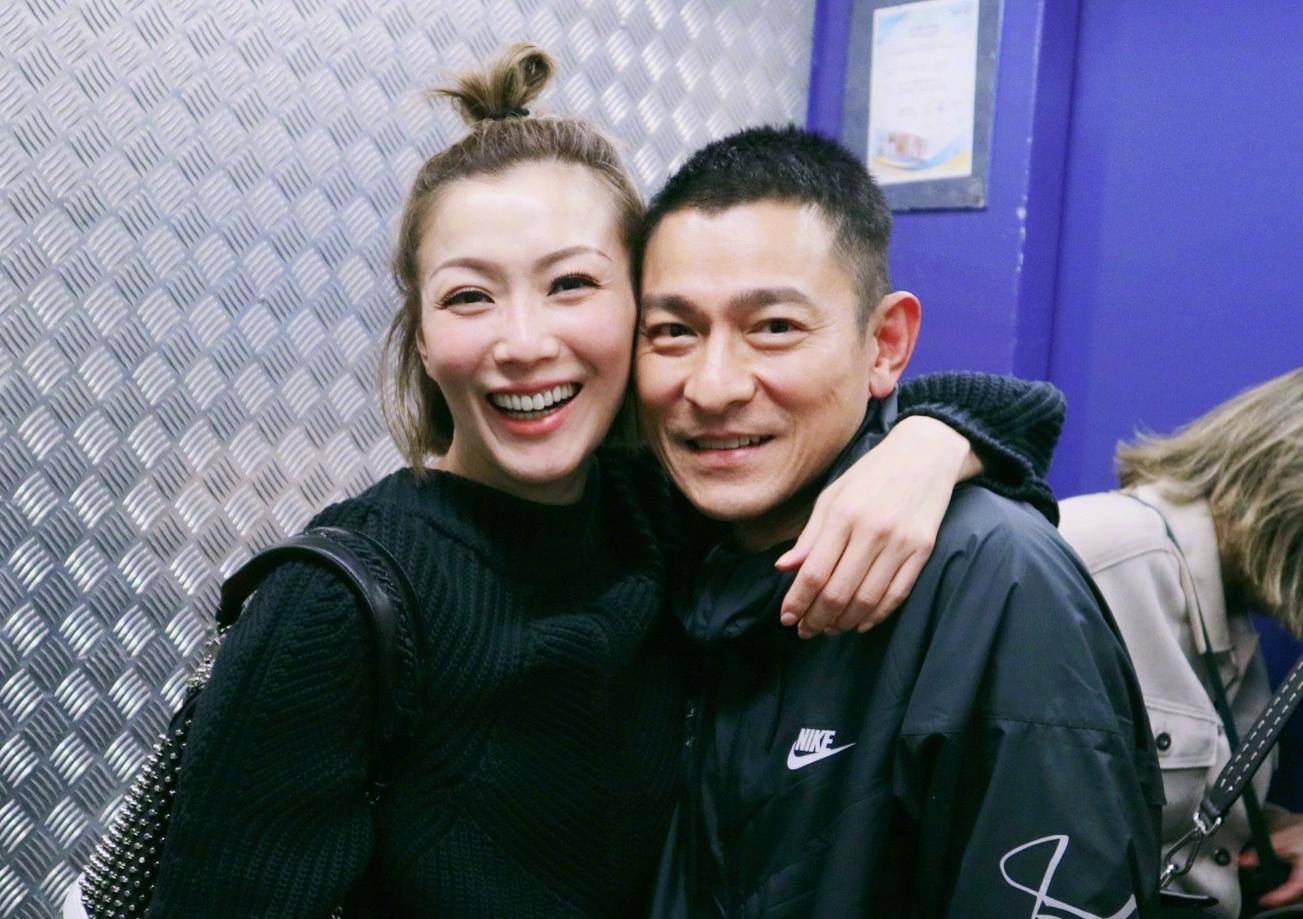 47岁乐坛天后湿疹复发接受中药治疗自曝痒到整夜都无法正常入睡