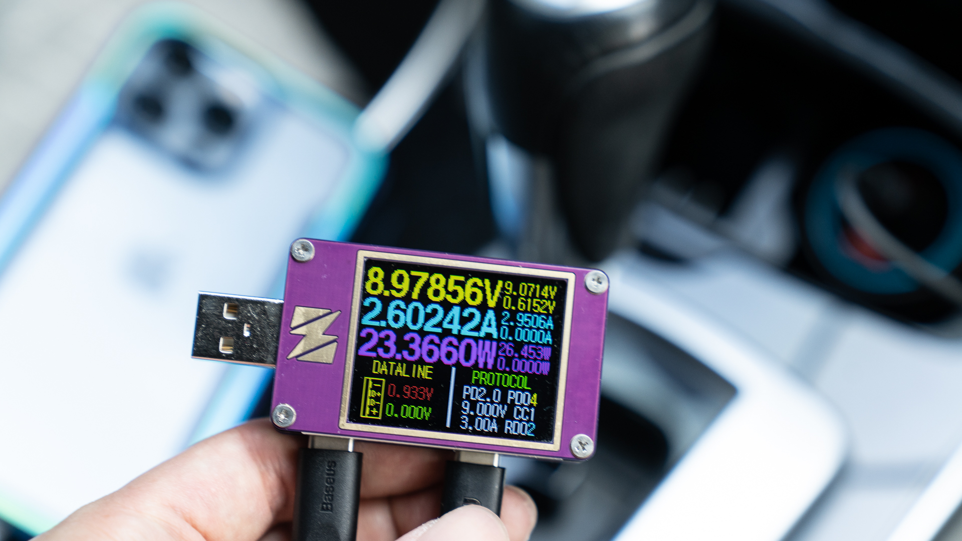 汽车人,出发!车生活补给利器,倍思160WQC5认证车载充电器分享