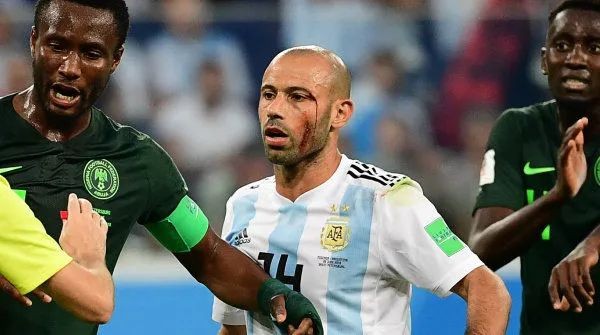 fm战术理念防守反击,fm足球经理两翼齐飞战术