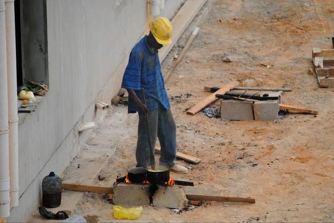 在安哥拉当黑人管理部部长1回忆我在非洲安哥拉的日子（十七）