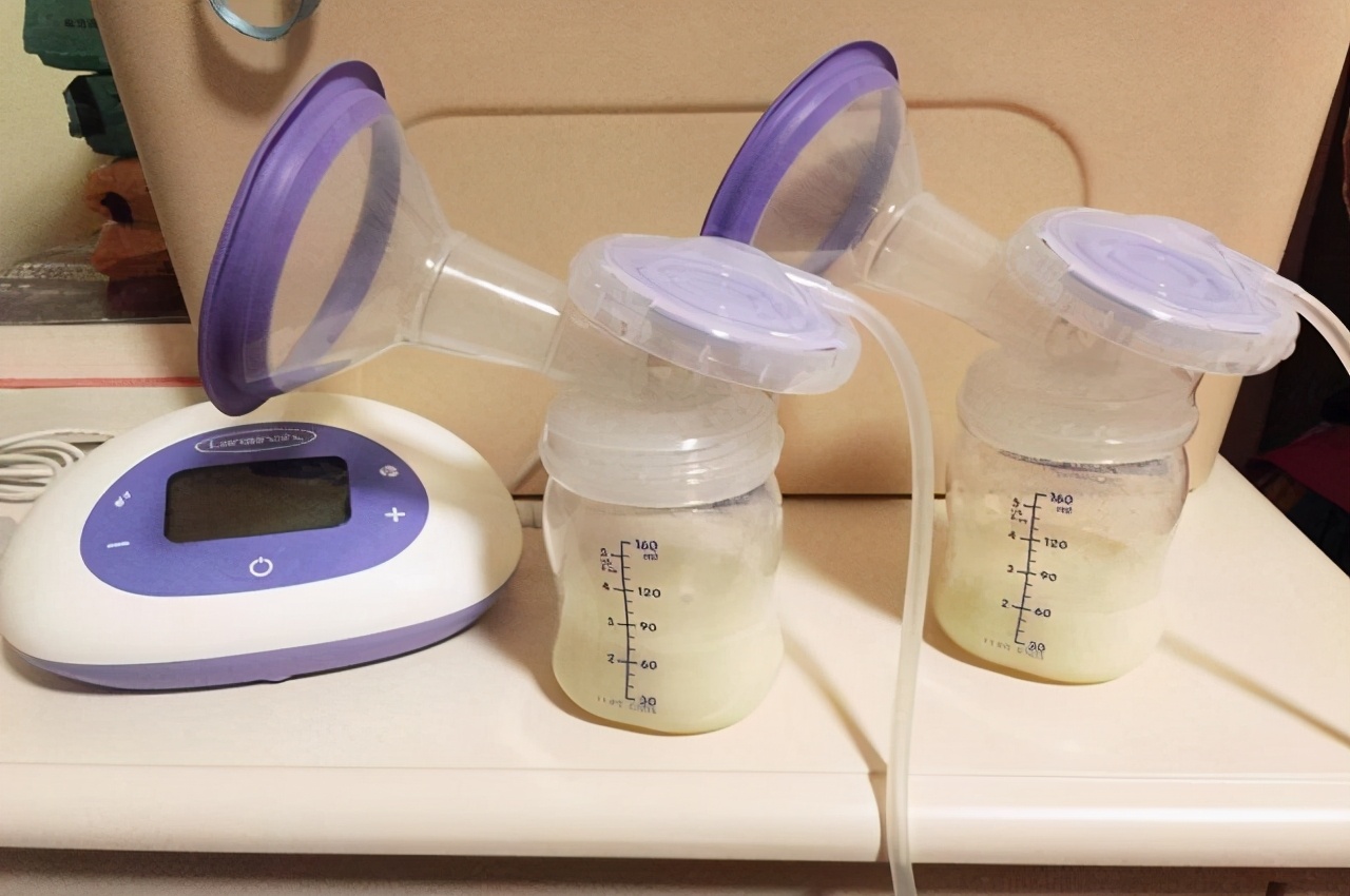 产后奶水少请催乳师有效吗,产后奶水不够妈妈喝什么奶粉