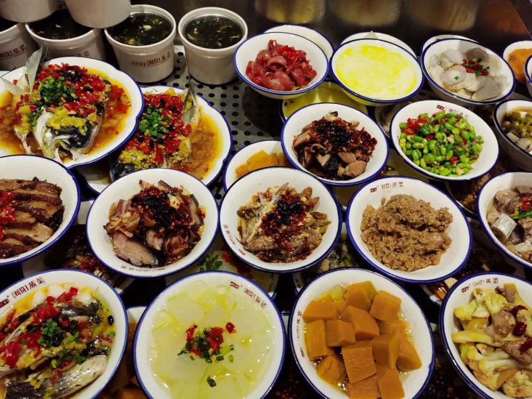 小碗菜都是提前做好的吗,小碗菜炒什么品种