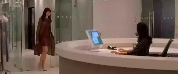 皮衣怎样穿才时髦呢,秋冬皮衣时髦穿搭