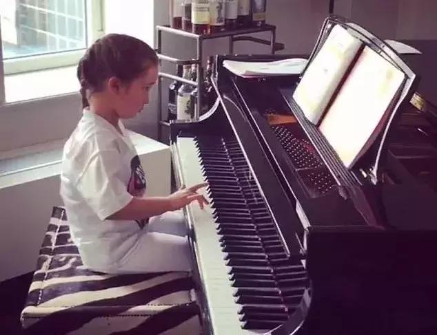 特朗普三个女儿合影照片,特朗普女儿100张罕见照片曝光