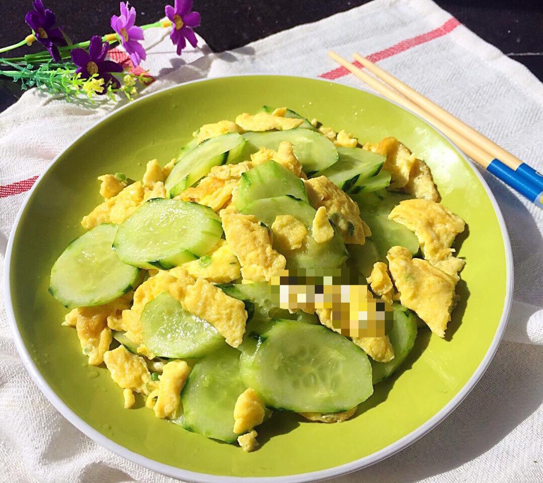 电脑辐射皮肤黄怎么办,皮肤暗黄粗糙斑点多