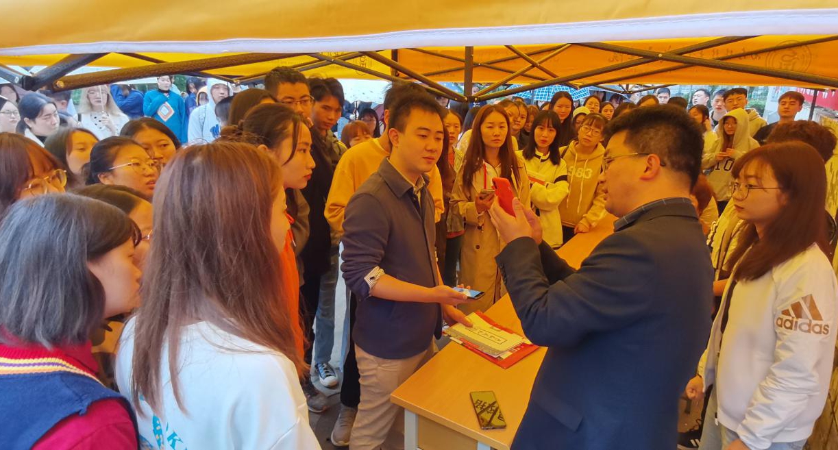 西城迎新，从“心”开始——西南科技大学城市学院迎新工作纪实