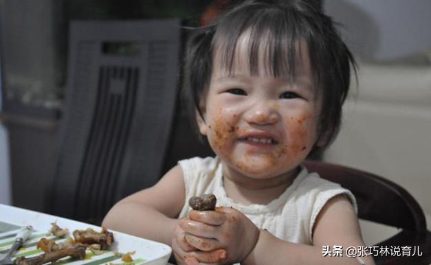 4岁宝宝嘴里难闻吃什么,8岁孩子嘴里很大一股腐臭味道