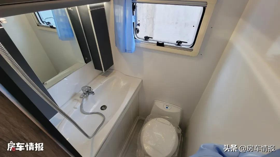 便宜又好的b型四驱房车推荐,性价比最高的四驱越野房车推荐