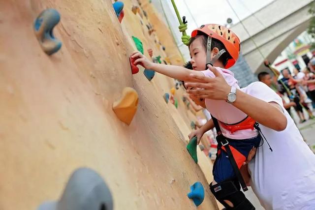 华谊兄弟长沙电影小镇亲子游,华谊兄弟电影乐园亲子游项目